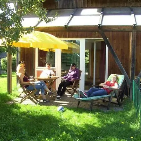 Holiday home In Mit Grill- Garten Und Terrasse By Interhome