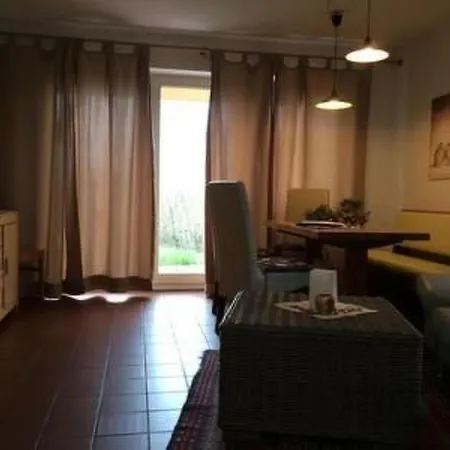 بيت للعطل In Mit Grill- Garten Und Terrasse By Interhome *