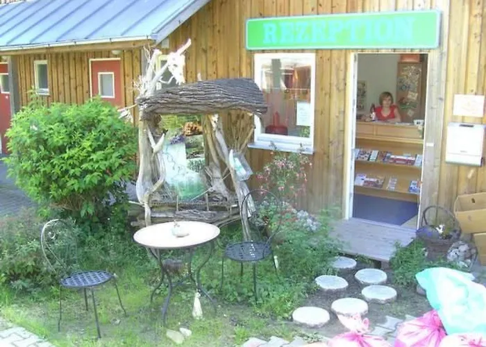 In Mit Grill- Garten Und Terrasse By Interhome Zandt